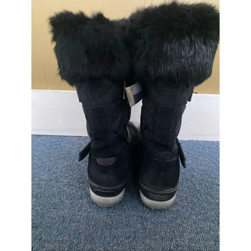 Coach Mariette women 8.5 side zipper boot with fur lining black
